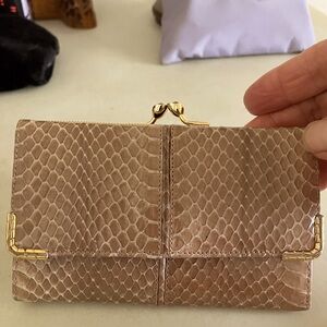 Vintage Judith Leiber beige snakeskin purse, used a few times.